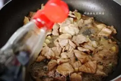 Make Pepper onion fried meat step 5