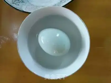 Make A duck egg step 2