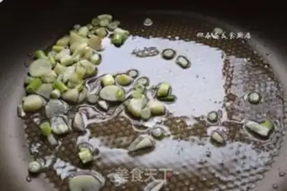 Make Pepper onion fried meat step 7