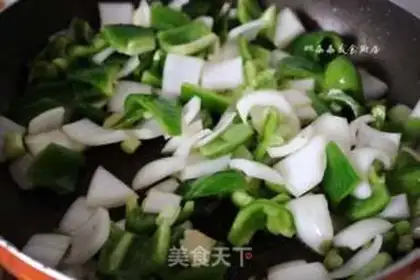 Make Pepper onion fried meat step 8