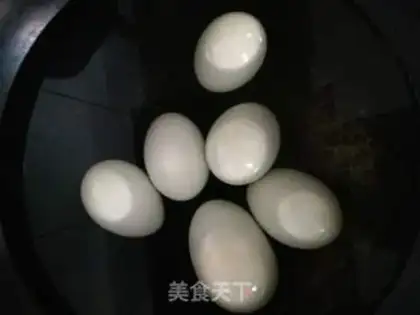Make A duck egg step 6