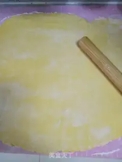 Make Onion ham pumpkin roll step 6
