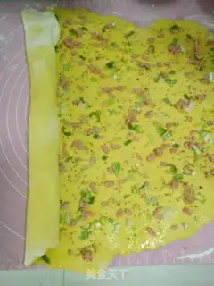 Make Onion ham pumpkin roll step 8