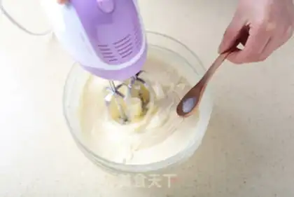 Make A soft-sniffed beehive coal step 1