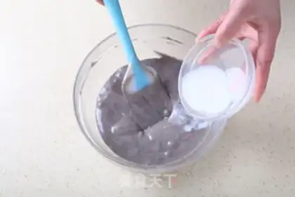 Make A soft-sniffed beehive coal step 4