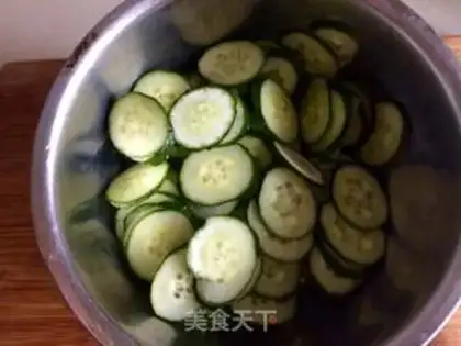 Make Cold cucumber step 1
