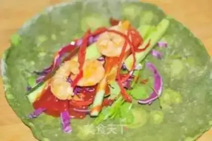 Make Shrimp spinach roll step 10
