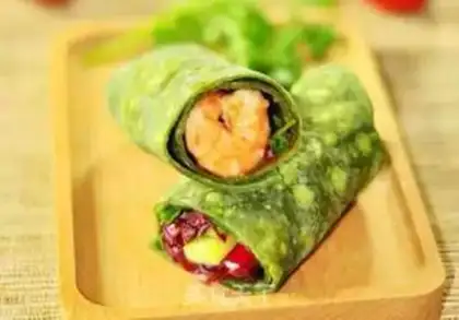 Make Shrimp spinach roll step 11
