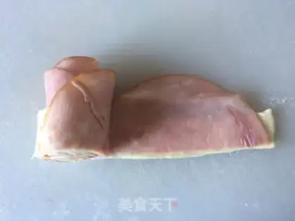 Make Rose ham roll step 3