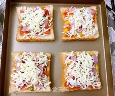 Make Toast bacon pizza step 5