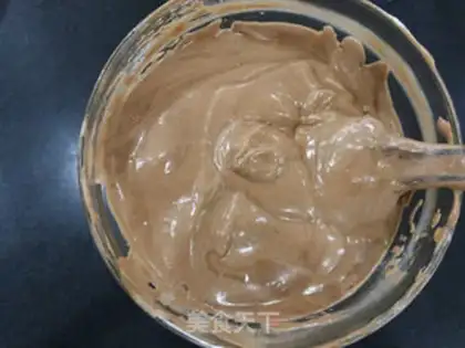Make Chocolate naked cake step 9