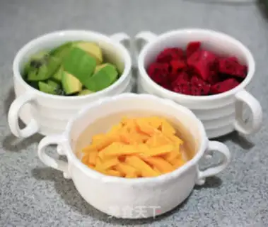 Make Fresh fruit moose step 5