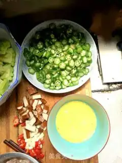 Make Autumn tofu fried eggs step 3