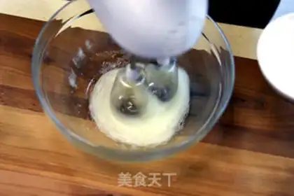 Make Cow Rolling Sugar step 3
