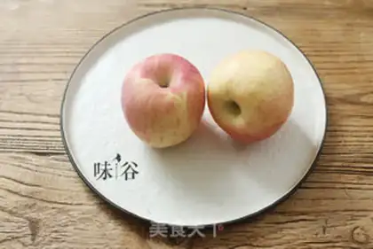Make Baked apple chips step 0