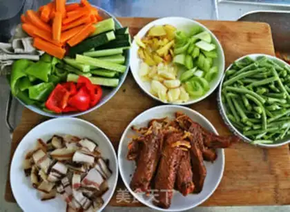 Make Spicy fragrance leftovers step 1