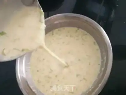 Make Egg pancakes step 1
