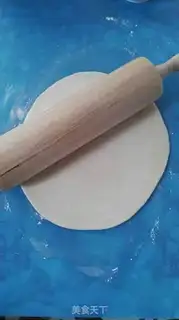 Make Shrimp hand noodles step 2