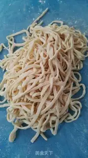 Make Shrimp hand noodles step 5