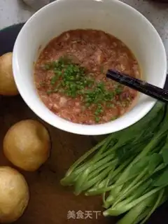 Make Noodles and meat step 0