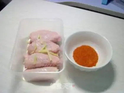 Make Chicken wings in New Orleans step 1