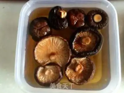 Make Pepper mushroom meat step 0