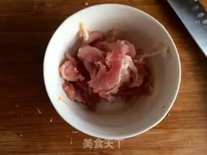 Make Pepper mushroom meat step 1