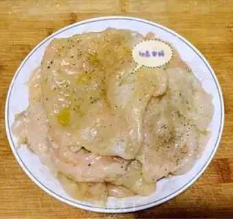 Make Fried chicken steak step 2