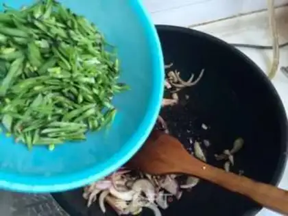 Make Fried bean silk step 10
