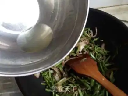Make Fried bean silk step 11