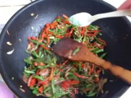 Make Fried bean silk step 14