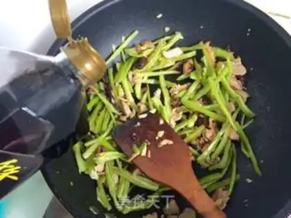 Make Pepper mushroom meat step 12