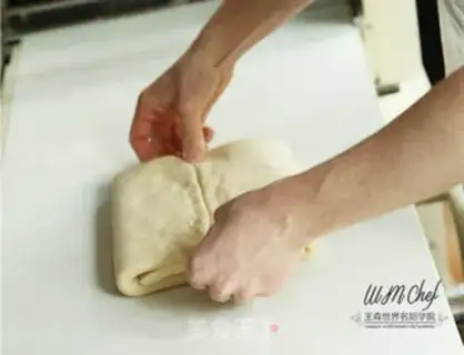 Make Viennese bread step 3