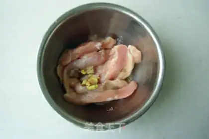 Make Chicken string vegetable salad step 0