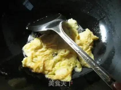 Make Squirt eggs to cook a melon step 3