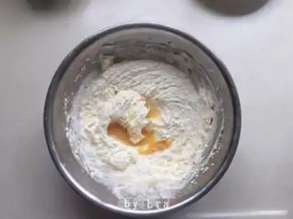 Make A pound cake of clot nuts step 4