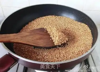 Make quinoa rose tea step 4