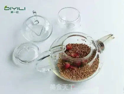 Make quinoa rose tea step 5