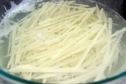 Make Spicy potato chicken step 2