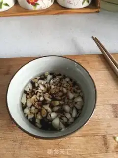 Make Garlic fan dolls step 6