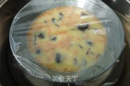 Make Pink egg fragrance buns step 6