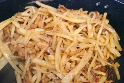 Make Spicy potato chicken step 9