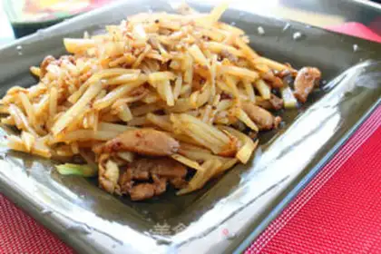 Make Spicy potato chicken step 10