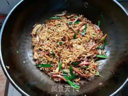 Make Fried noodles step 8