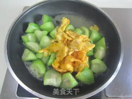 Make Eggs and silk step 7