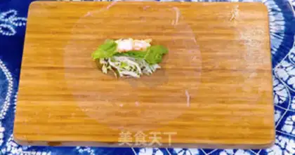 Make Viet Nam Spring Roll step 2