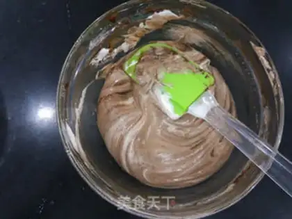 Make Chocolate naked cake step 7