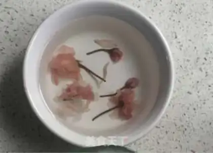 Make Sakura with tea mousse step 14