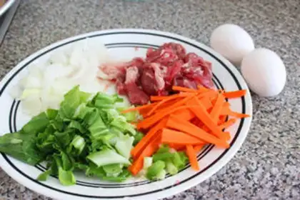 Make Beef egg fried rice step 0