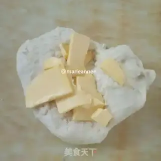 Make Bear bread step 7